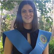 Profesora titulada en educación infantil, 1 año de apoyo en aula de infantil y primaria, además de 2 años de refuerzo educativo